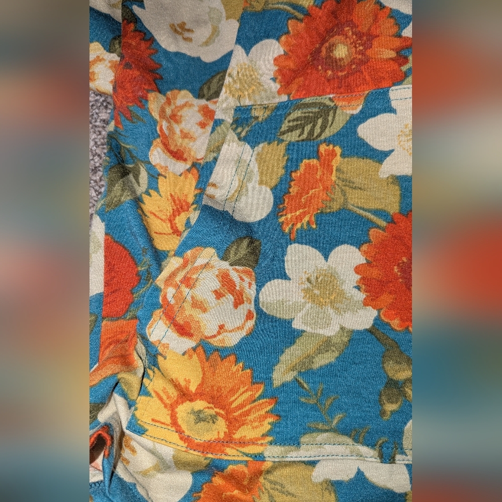 Various Clothing Bundle - Picture 10 of 13